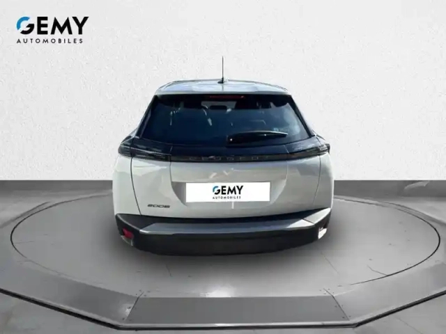 Peugeot 2008 100 s&amp;s bvm6 — photo 39