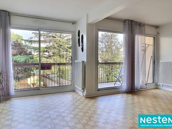 Appartement Villeurbanne 5 pièce(s) 105 m2