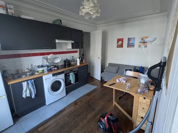 Propose colocation chambre 45m² Paris 10ème