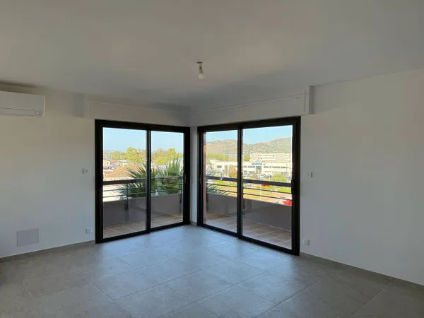 Appartement 4 pièces 90 m²