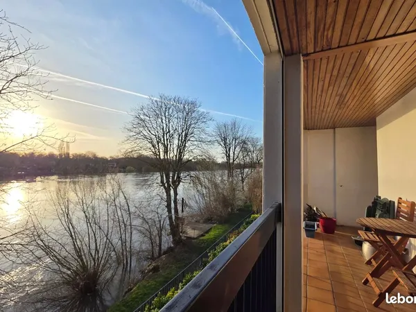 Vente Appartement bord de Seine
