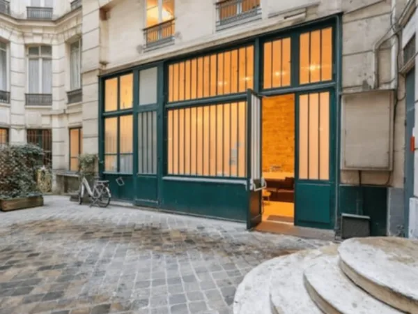 Boutique 2 pièces 220 m²