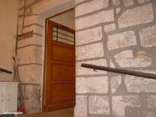 Centre historique de Pézenas apt à renover