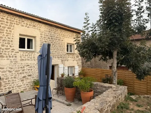Maison Pierre 180 M2 chambres 5 chambres