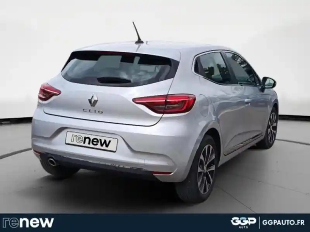 Renault Clio 1.3 tce 140ch intens -21n — photo 20