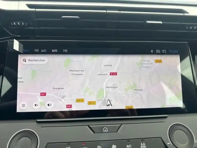 Peugeot 308 hybrid 145 e-dcs6 style — photo 11