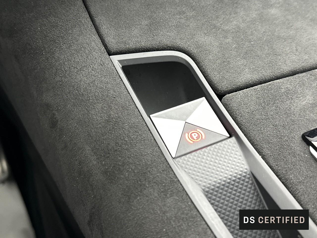 Ds Ds 7 crossback crossback hybride e-tense 300 eat8 4x4 performance — photo 32