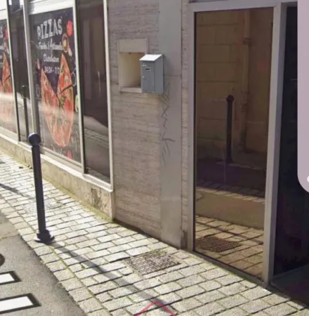 Commerce 46 m²