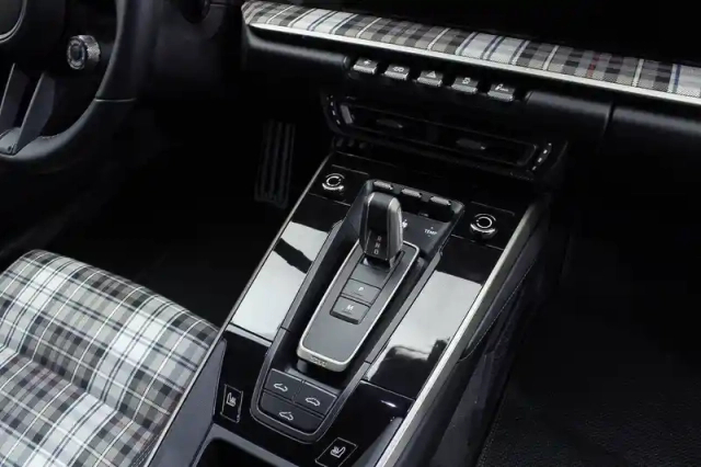 Porsche 911 turbo — photo 38
