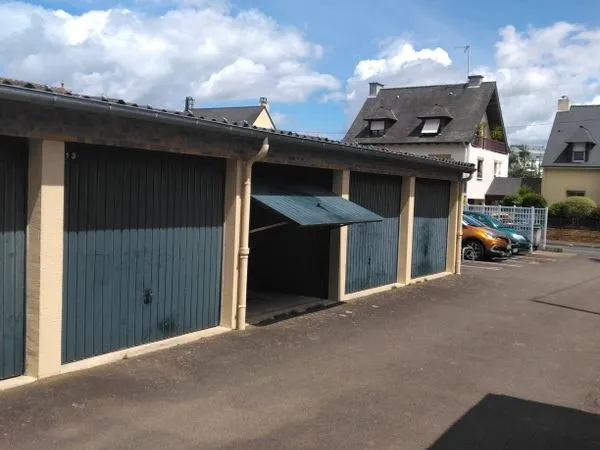 Loue garage cleunay