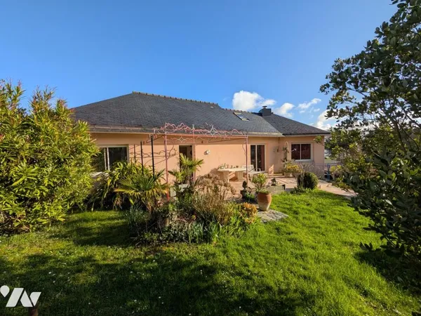 Maison 1 pièce 100 m²