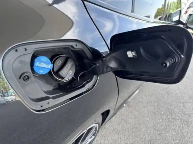 Bmw Serie 1 série 1 118da 150ch m sport 8cv — photo 11