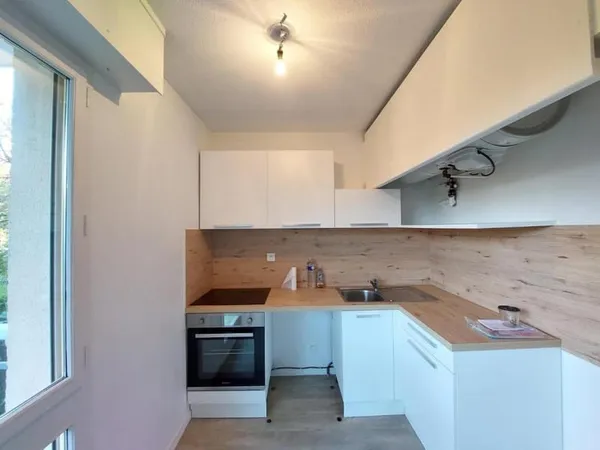 A LOUER - AGENCE GIBOIRE - APPARTEMENT T2 - RENNES BEAULIEU