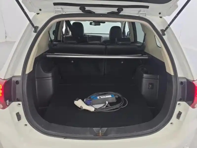 Mitsubishi Outlander phev twin motor intense 4wd + attelage — photo 31