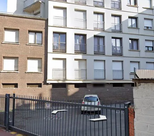 Place de parking sous sol residence