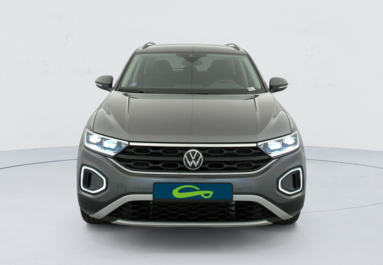 Volkswagen T-Roc — photo 8
