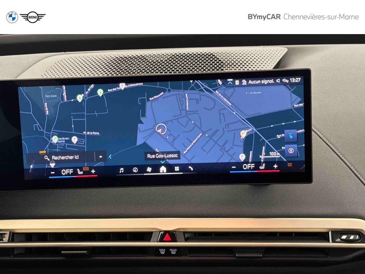 BMW iX xDrive40 326ch — photo 23