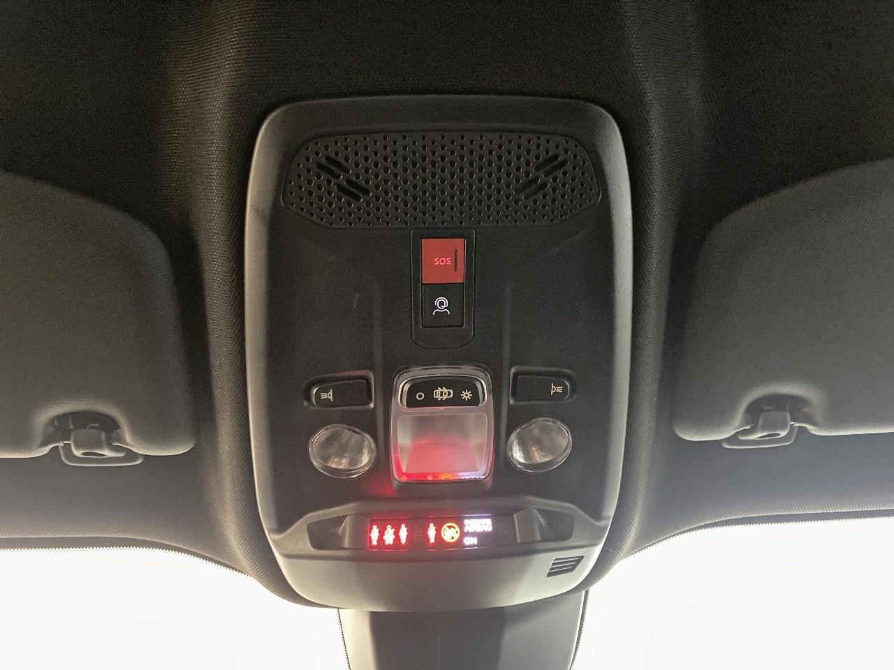 Peugeot 2008 hybrid 136 e-dcs6 style — photo 19