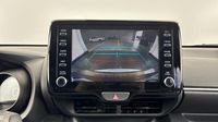 Toyota Yaris 116h Design 5p MY22 — photo 29