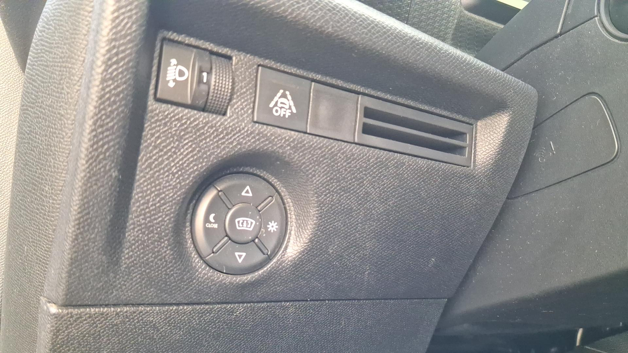 Citroen C4 BlueHDi 130 S&amp;S EAT8 — photo 24