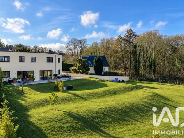 Maison 10 pièces 100 m²