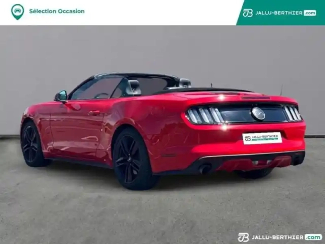 Ford Mustang convertible 2.3 ecoboost 317ch — photo 3