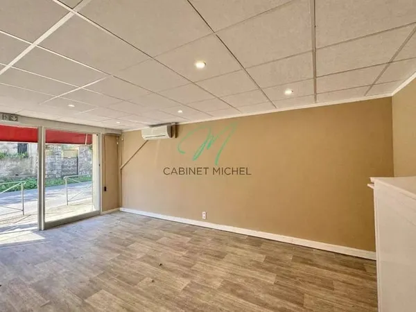 Local commercial 32 m²