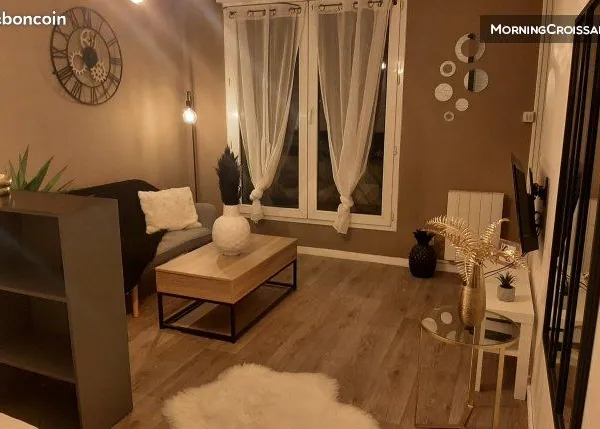 Studio 1 pièce 27 m²