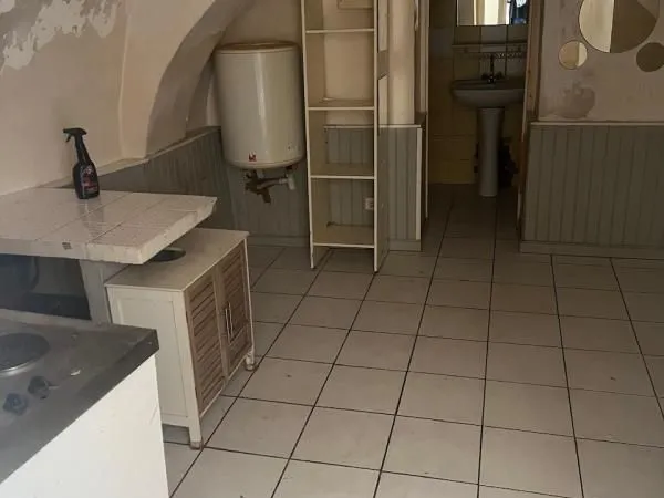 Local d'activité 11 m²