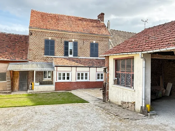 Noailles proche.... Maison 6 pièces, Salon-Séjour, 4 chambres, Jardin, Dépendance