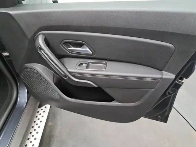 Dacia Duster tce 150 fap 4x2 edc — photo 26