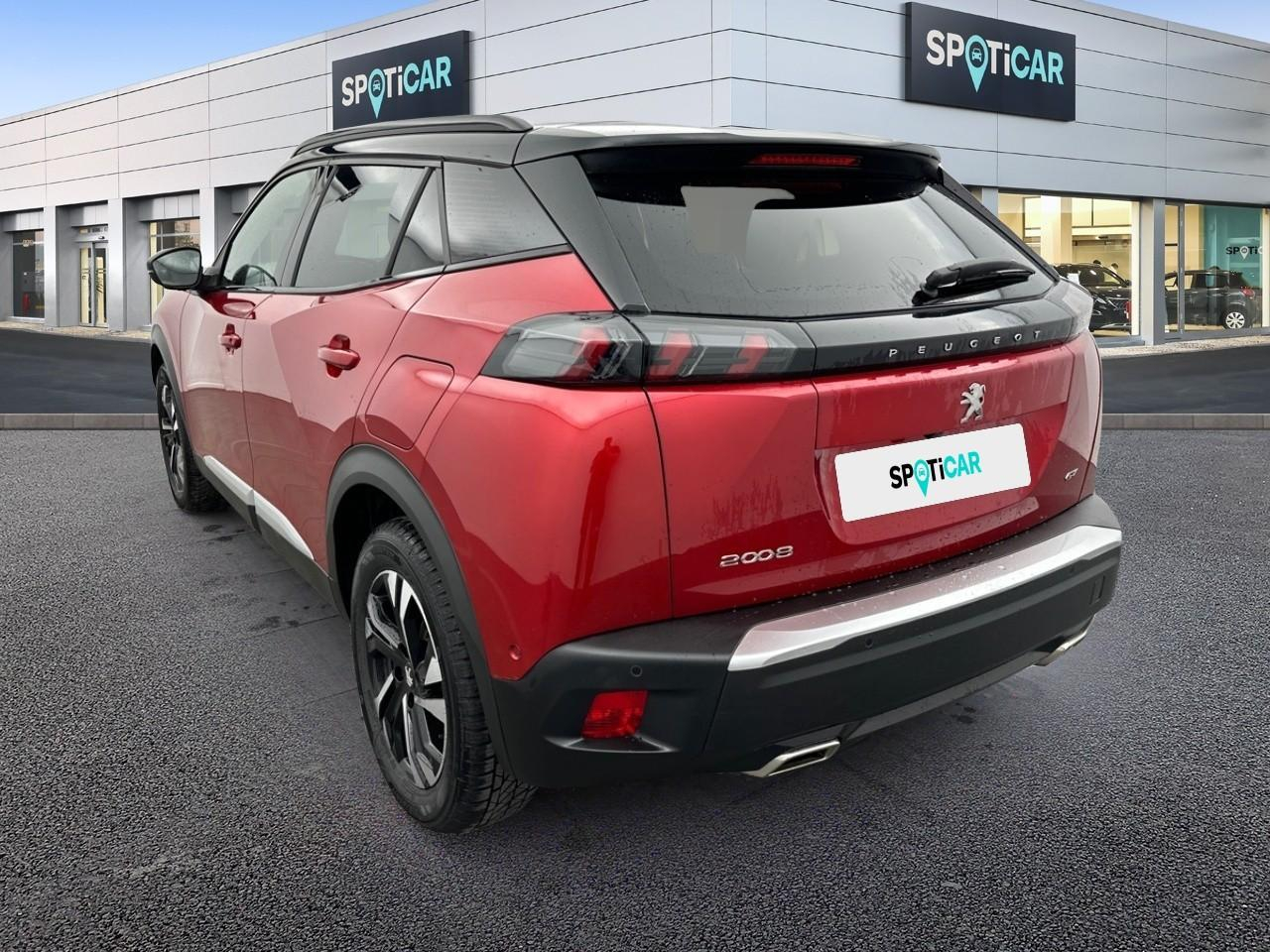 Peugeot 2008 puretech 130 s&s eat8 gt pack — photo 7