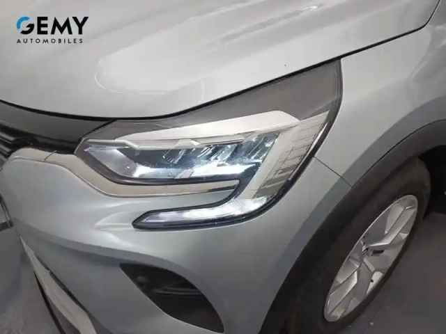 Renault Captur e-tech 145 - 21 — photo 21