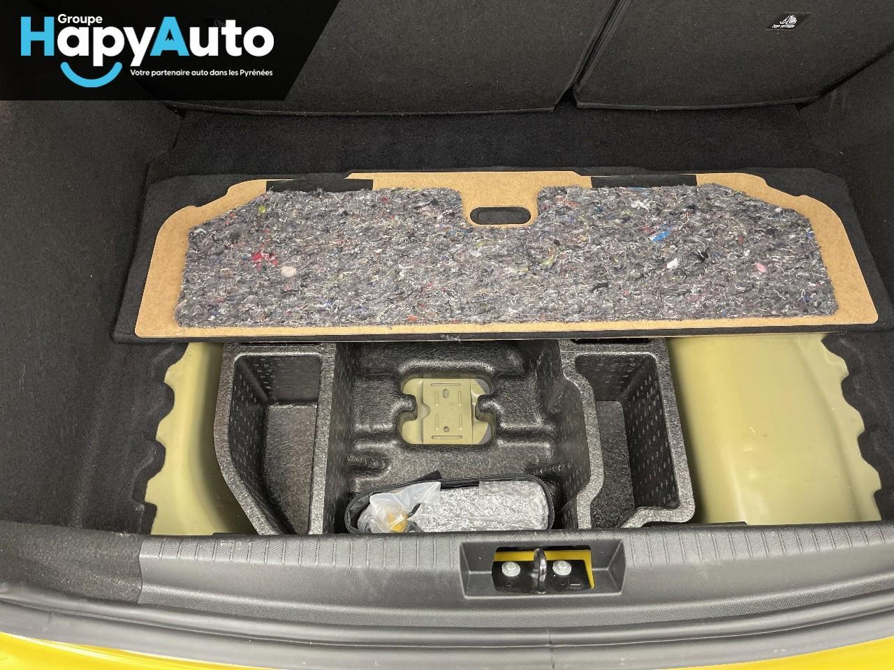 Peugeot 208 puretech 75 s&s bvm5 like — photo 18