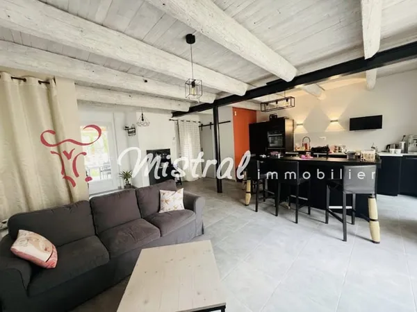 VENTE LE CAILAR MAISON 3 CHAMBRES AVEC COUR