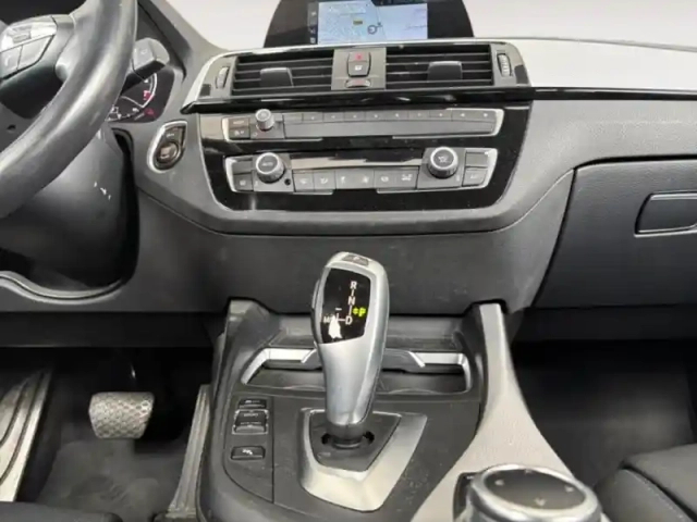 Bmw Serie 1 série 1 118ia 136ch m sport ultimate 5p euro6d-t — photo 11