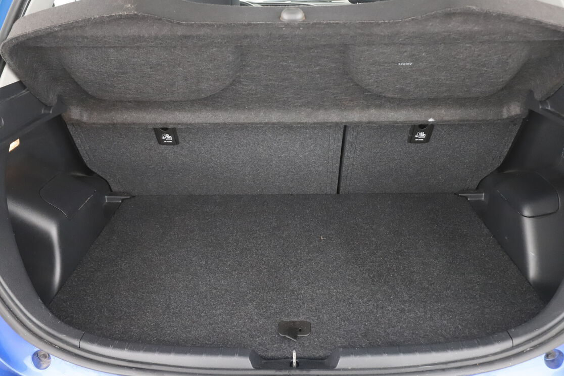 Toyota Yaris 1.5 Hybrid France — photo 16