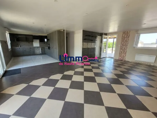 Vente Maison Chaulnes (80320) : Magnifique Pavillon de Plain-Pie