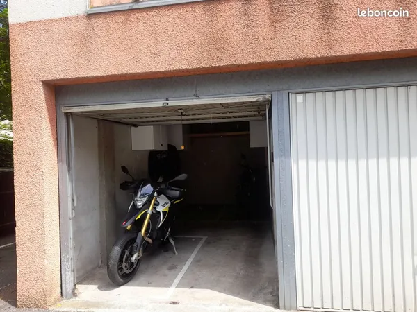 Location box moto