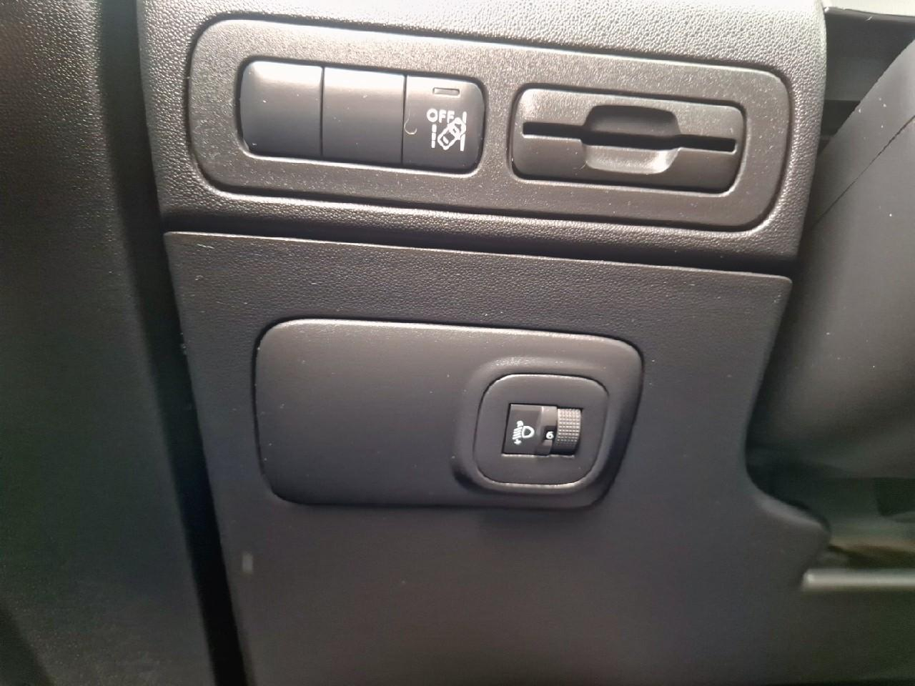 Citroën C3 Aircross bluehdi 120ch s&s shine eat6 — photo 18