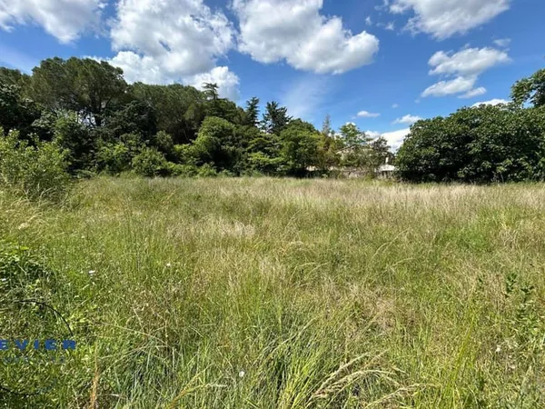 Terrain constructible 401 m²