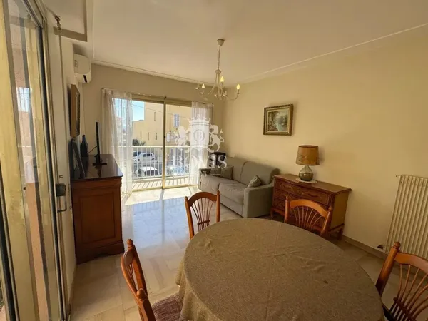 EXCLUSIVITE - VENTE - 2 PIECES - JARDIN PRIVATIF - BEAULIEU SUR MER