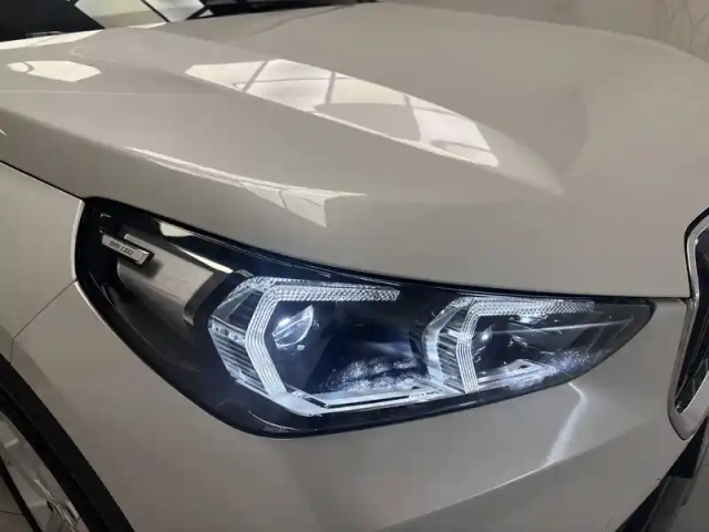 Bmw X1 sdrive 18i 136ch dkg7 — photo 86