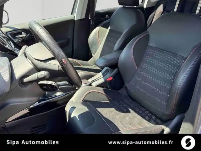Peugeot 2008 puretech 110ch s&amp;s eat6 — photo 12