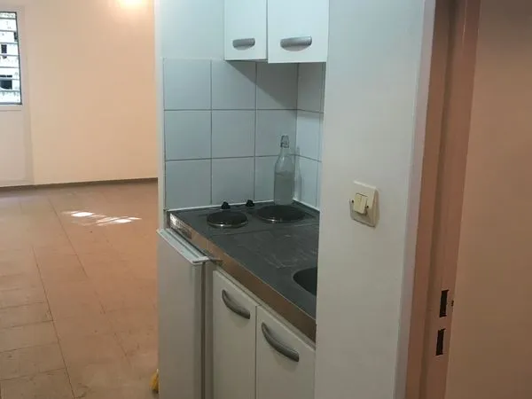 STE CLOTILDE / LE MOUFIA - A LOUER T1 - 24 m² + PK