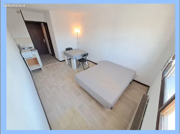Studio 20 m² rénové en 2026 avec parking privatif