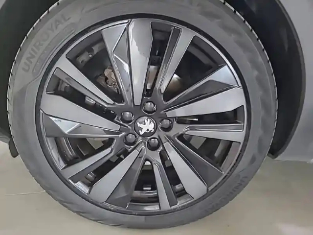 Peugeot 5008 bluehdi 180ch s&amp;s eat8 — photo 22