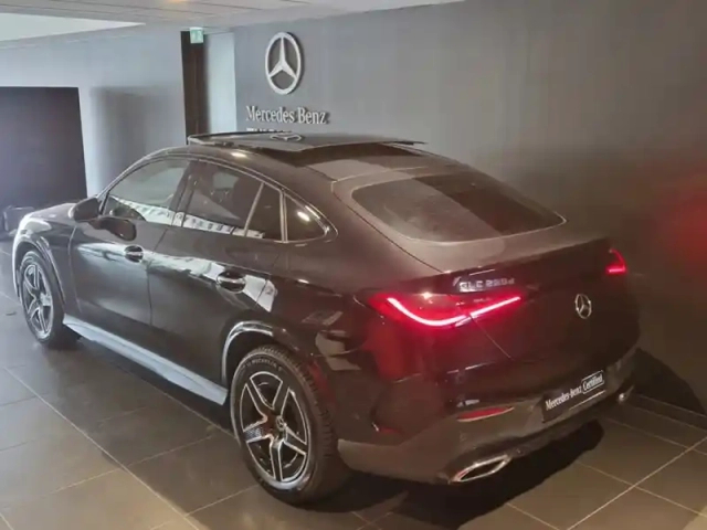Mercedes Glc 220 d 4matic coupé amg lin — photo 8