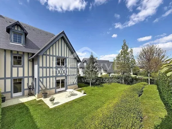 Maison 6 pièces 130 m²