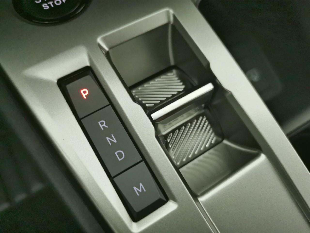 Peugeot 308 hybrid 145 e-dcs6 style — photo 31